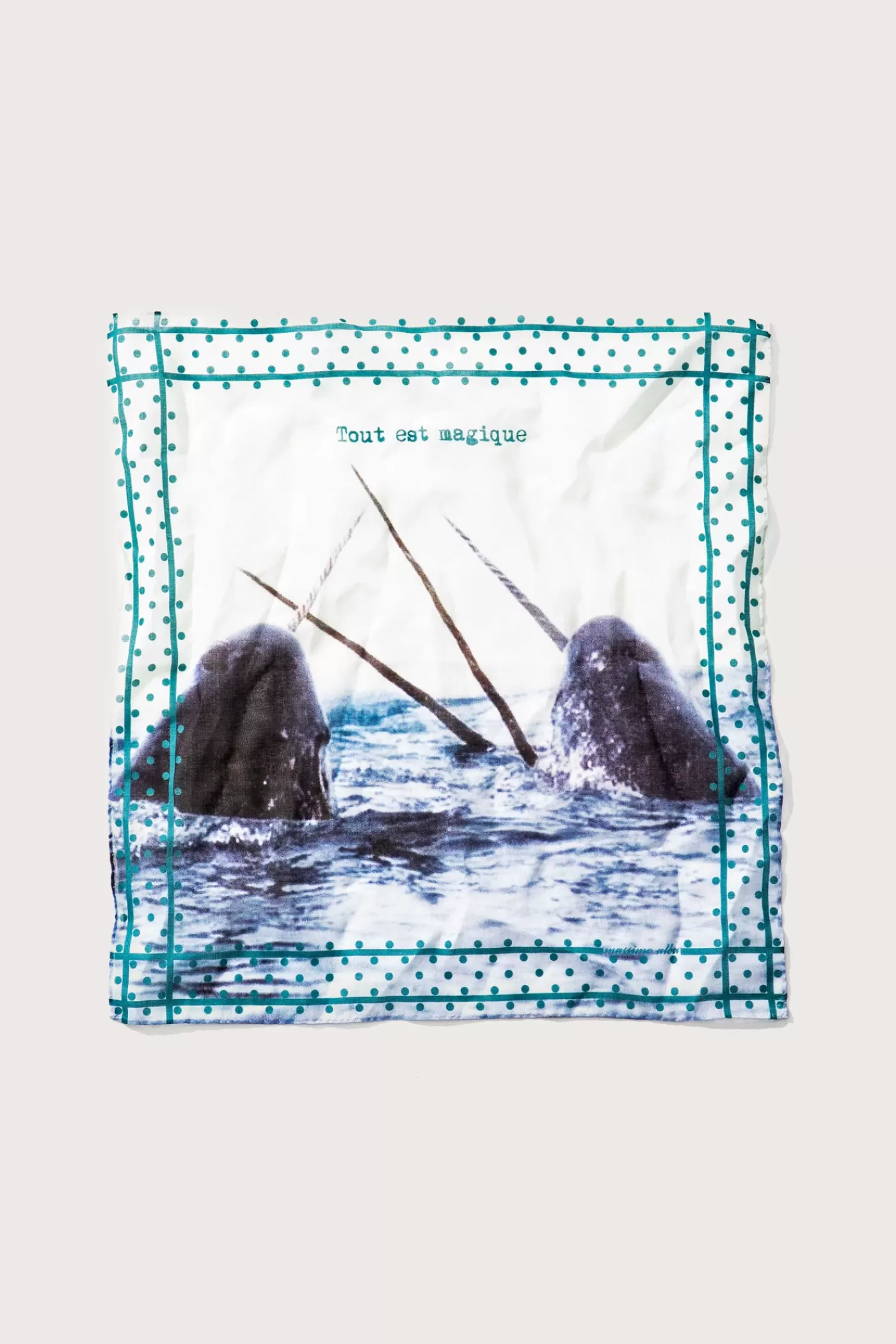 hanky_0-126.webp Massimo Alba HANKY1< Handkerchiefs