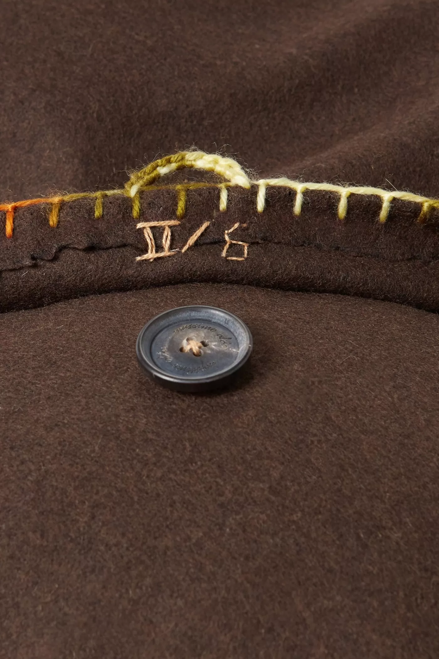 pillow_2-21.webp Massimo Alba PILLOW< Arts & Crafts